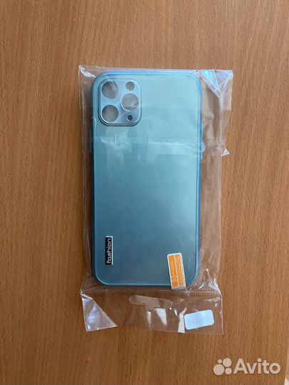 Чехол на iPhone 11 новый стеклянный