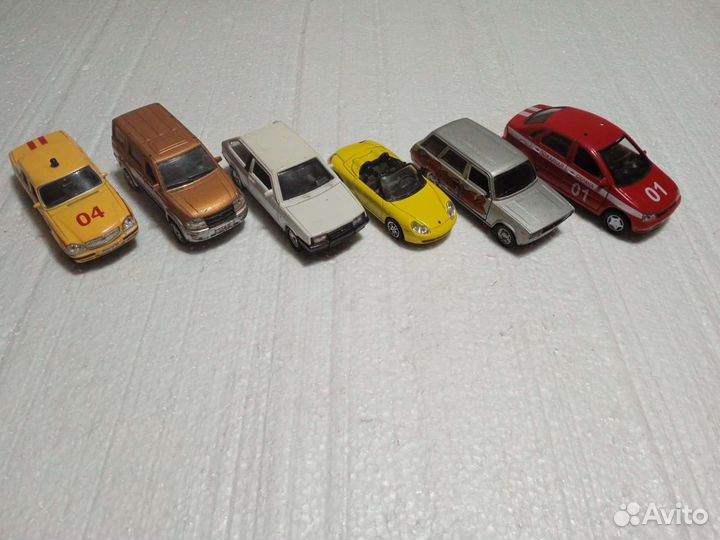 Машинки металлические