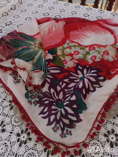 Большой платок хлопок с бубенчиками