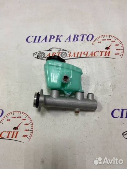 Цилиндр главный тормозной Toyota 47201-60610 в Хаб