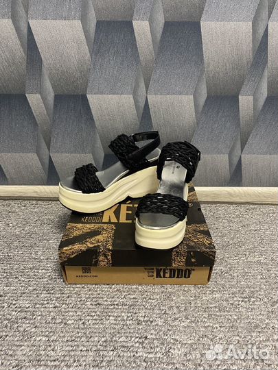 Новые Босоножки keddo 39 размер
