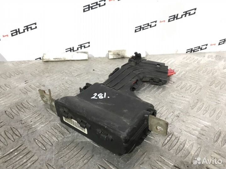 Блок предохранителей Renault Megane 3 2.0 2012