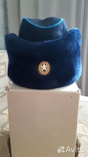 Женская шапка