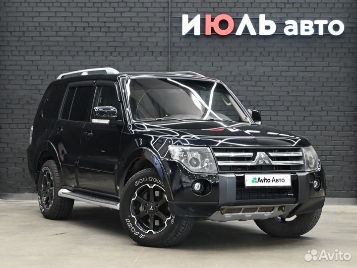 Mitsubishi Pajero 3.2 AT, 2011, 284 346 км