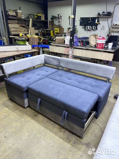 Диван Угловой со спальным местом