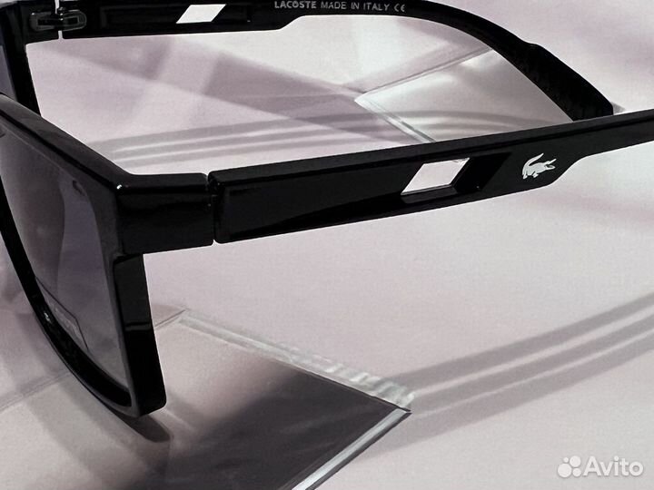 Мужские солнцезащитные очки Lacoste
