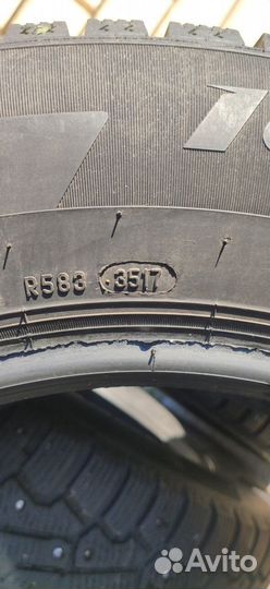 Pirelli Ice Zero SUV 225/65 R17 106