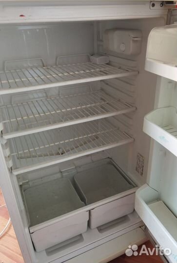 Холодильник Stinol