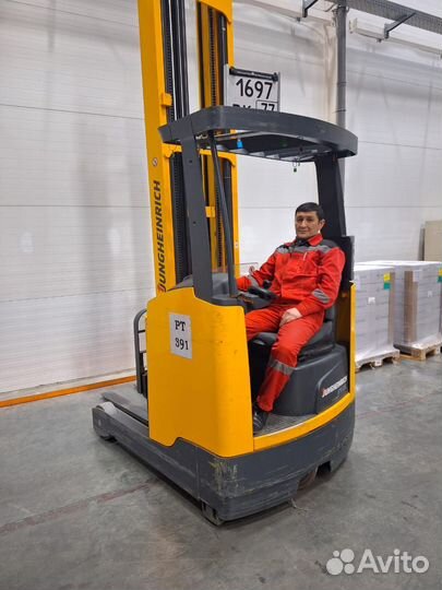 Водитель штабелера Вахта с питание и проживанием