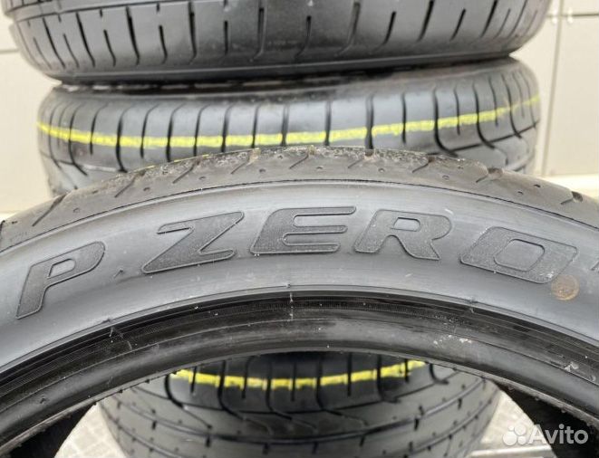 Pirelli P Zero 255/35 R20