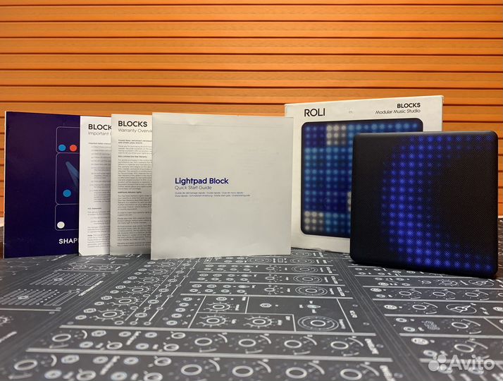 Синтезатор миди дрампад Roli Lightpad Block