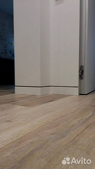 Скрытый теневой плинтус