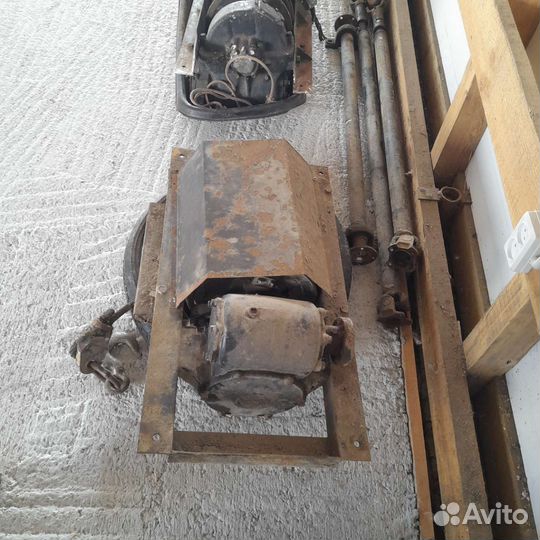 Лебедка автомобильная