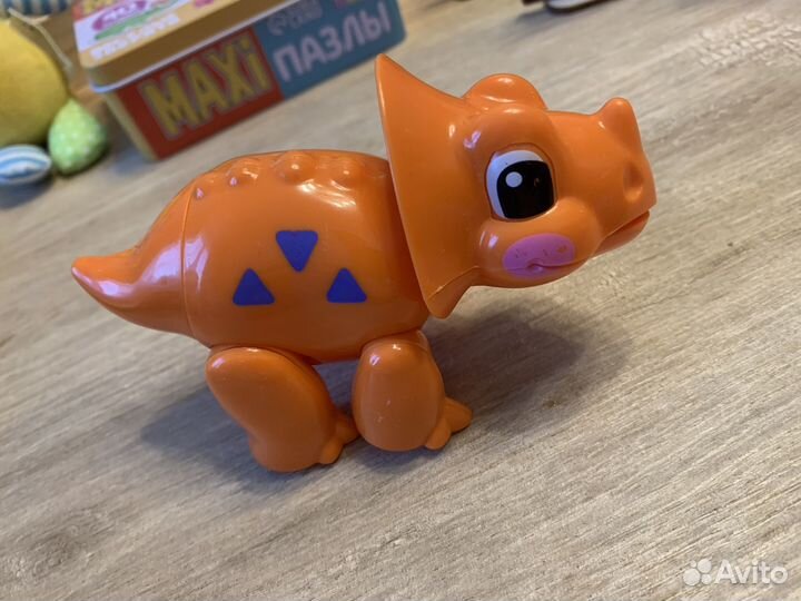 Развивающие игрушки для малыша пакетом