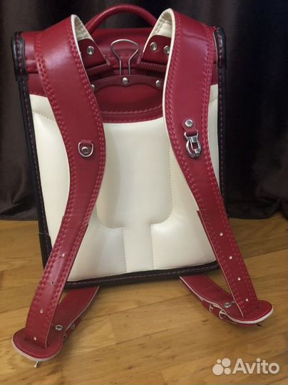 Школьный портфель для девочек