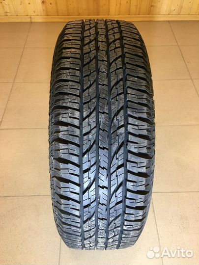 Yokohama Geolandar A/T G015 215/70 R16