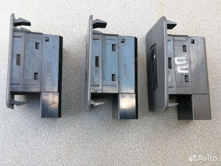 Кнопка стеклоподъемника Kia Sephia 1995