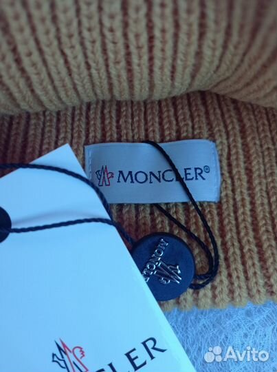 Шапка Moncler