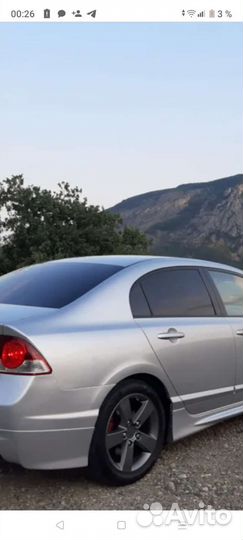 Стекло заднее honda civic