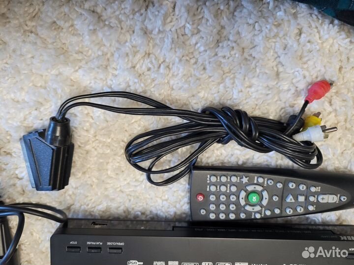 Dvd плеер с караоке BBK DVP 158 SI