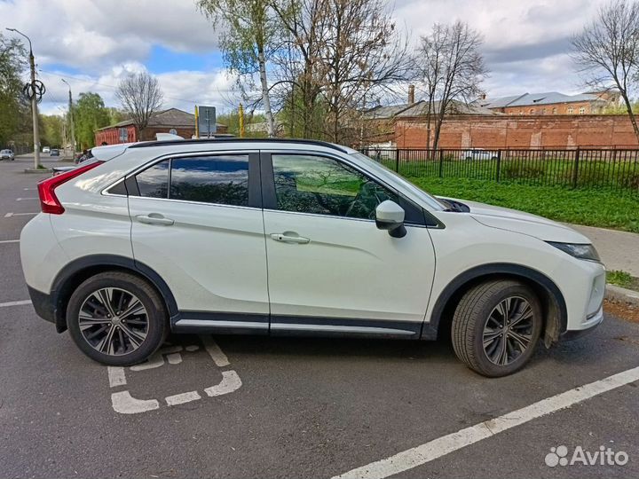 Mitsubishi Eclipse Cross 1.5 CVT, 2018, 186 000 км