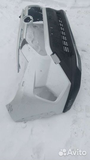 Бампер передний Toyota Rav4 50