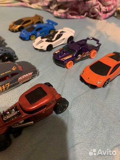 Hot wheels машинки