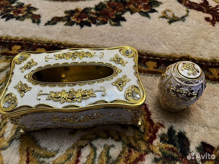 Декоративное яйцо для зубочисток