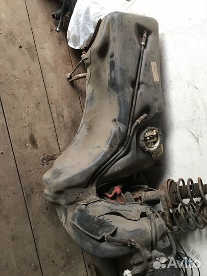 Топливный бак Ауди 80 b4