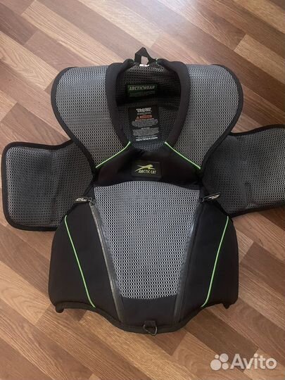 Защитный жилет