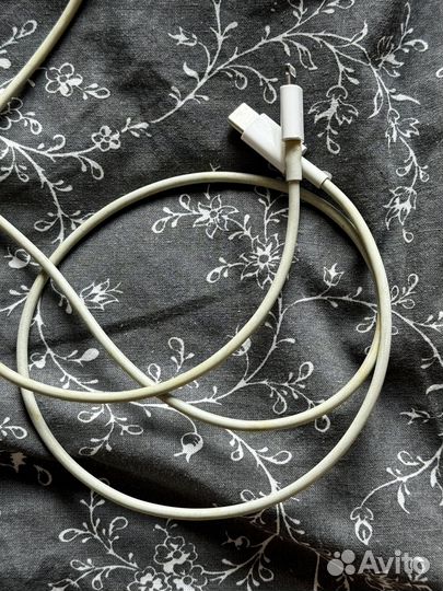 Кабель apple