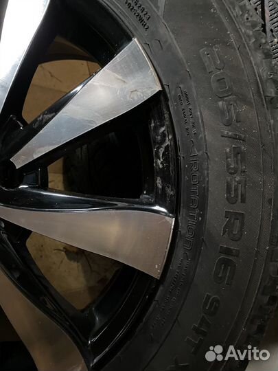 R16 Nokian Tyres Hakkapeliitta 8 205/55, PCD 5x114.3 DIA 70.1