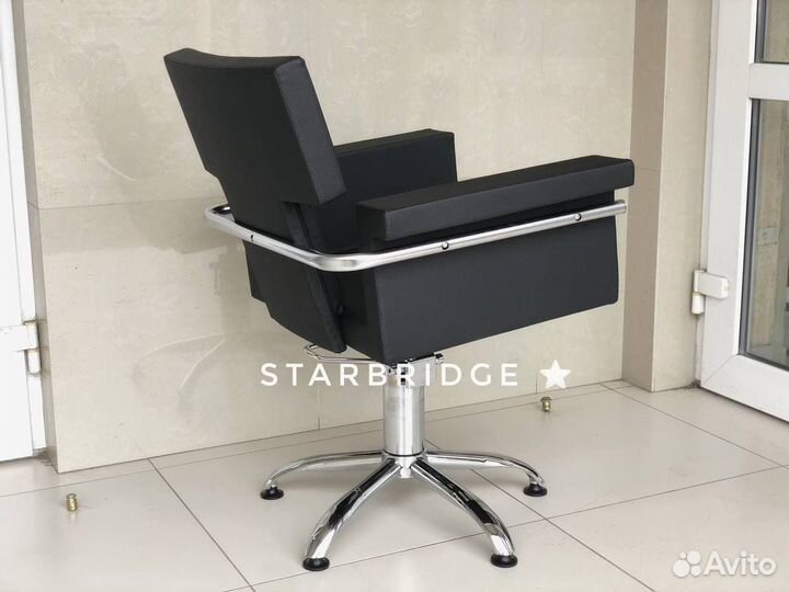 Парикмахерское кресло