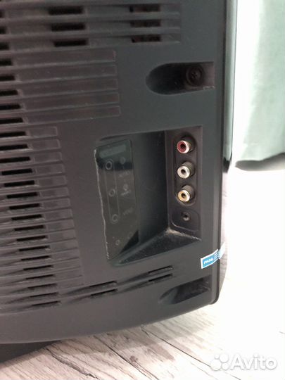 Телевизор samsung