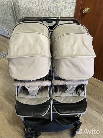 Коляска для двойни или погодок farfello