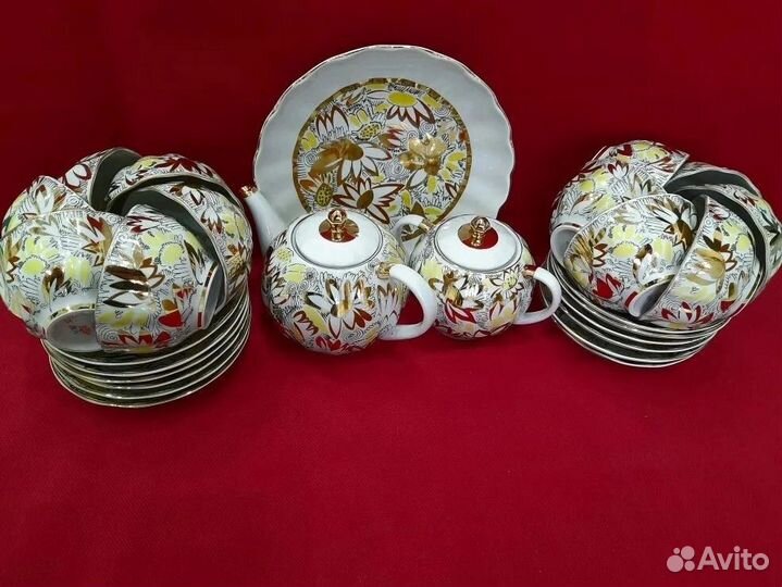 Чайный сервиз Золотые ромашки