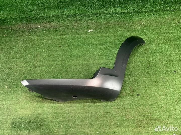 Накладка переднего бампера левая Volvo V90 Cross C