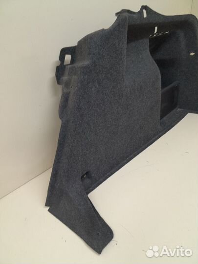 Обшивка багажника Skoda Rapid 2012-2020