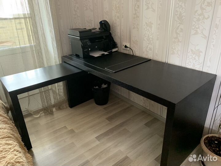 Стол письменный