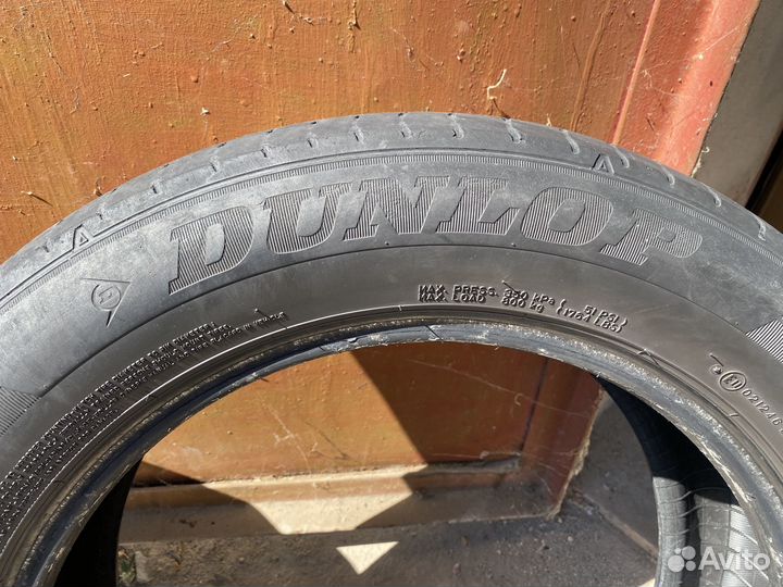 Dunlop SP Sport 8050 225/60 R18