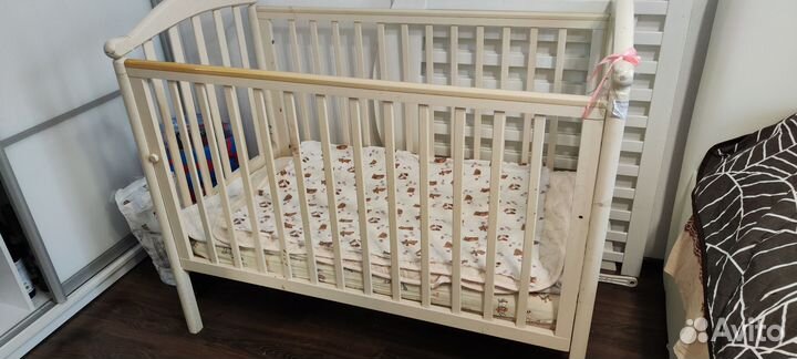 Детская кроватка 120*60