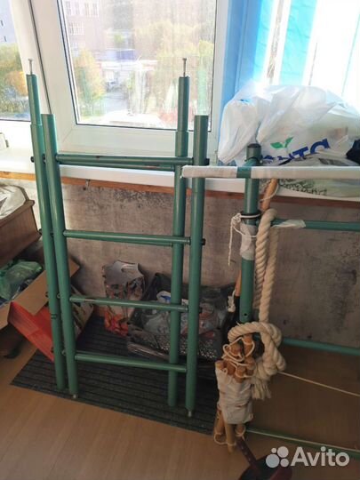 Шведская стенка с турником