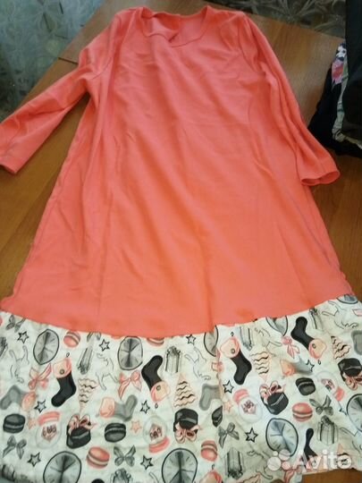 Отдам женские вещи