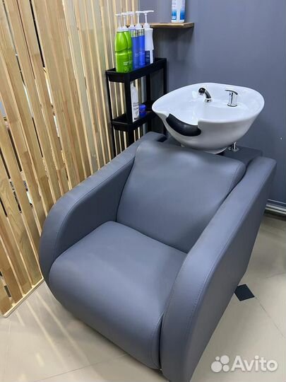 Сдам в аренду парикмахерское кресло