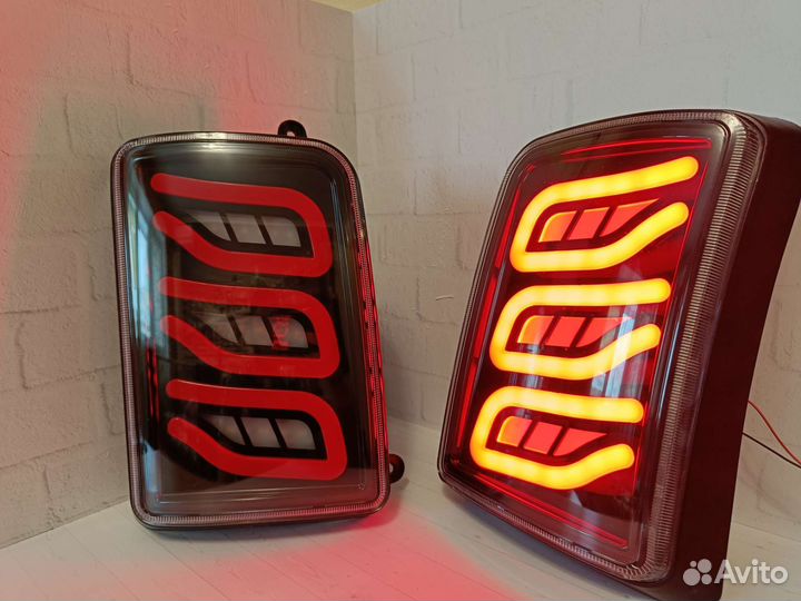 Задние светодиодные фонари на Ниву Mercedes