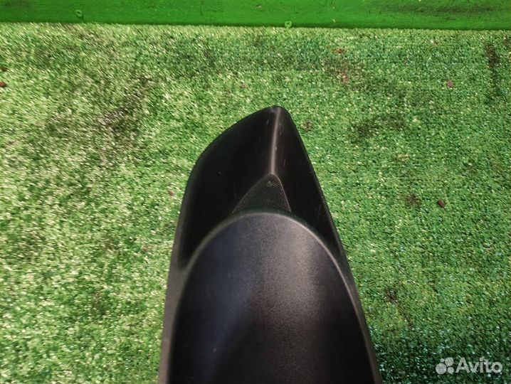 Рамка птф правая Toyota Auris E150 2009