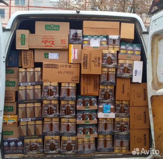 В главных ролях:Кофе nescafe, jacobs, и другие)