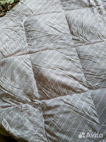 Одеяло пуховое двухспальное