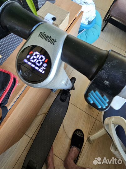 Электросамокат ninebot