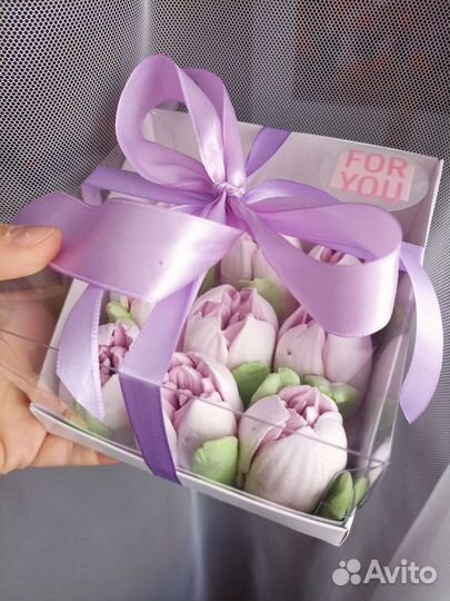 Подарок девушке на день рождения